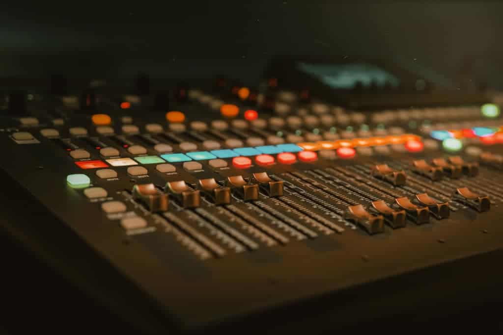Online Mixing Services